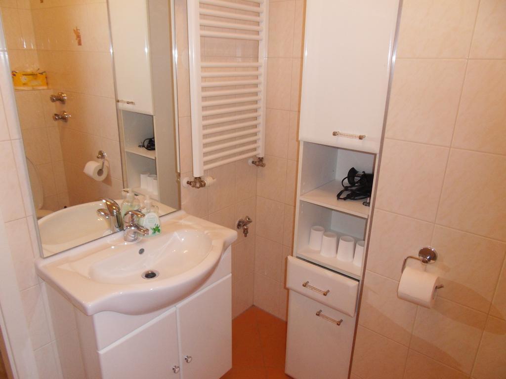 بودينسدورف Ferienwohnungen K+M+B Am Ossiacher See - Sandro المظهر الخارجي الصورة